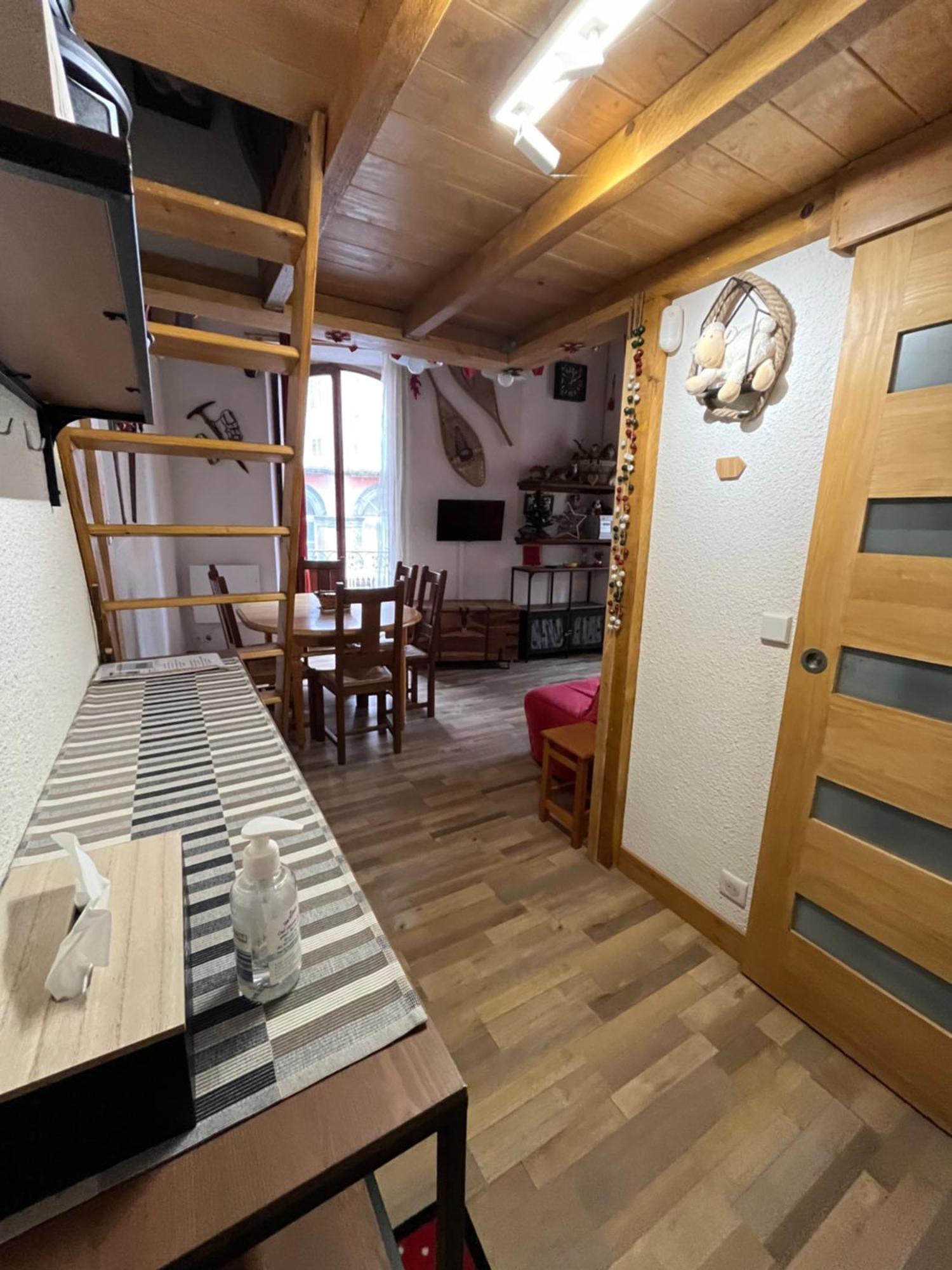 Appartement Proche Centre Ville 4 Personnes Proche Telecabine Wifi Couchages 2 Mezzanines 1Bz Residence La Tourette Cauterets Bagian luar foto